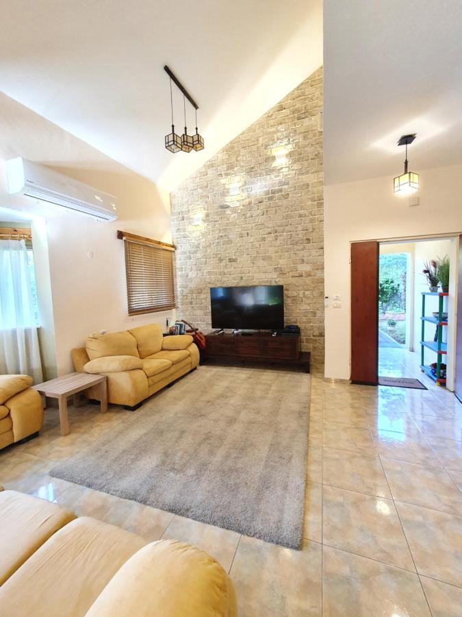 Huge & Private Villa In Kibbutz Dafna Exterior foto